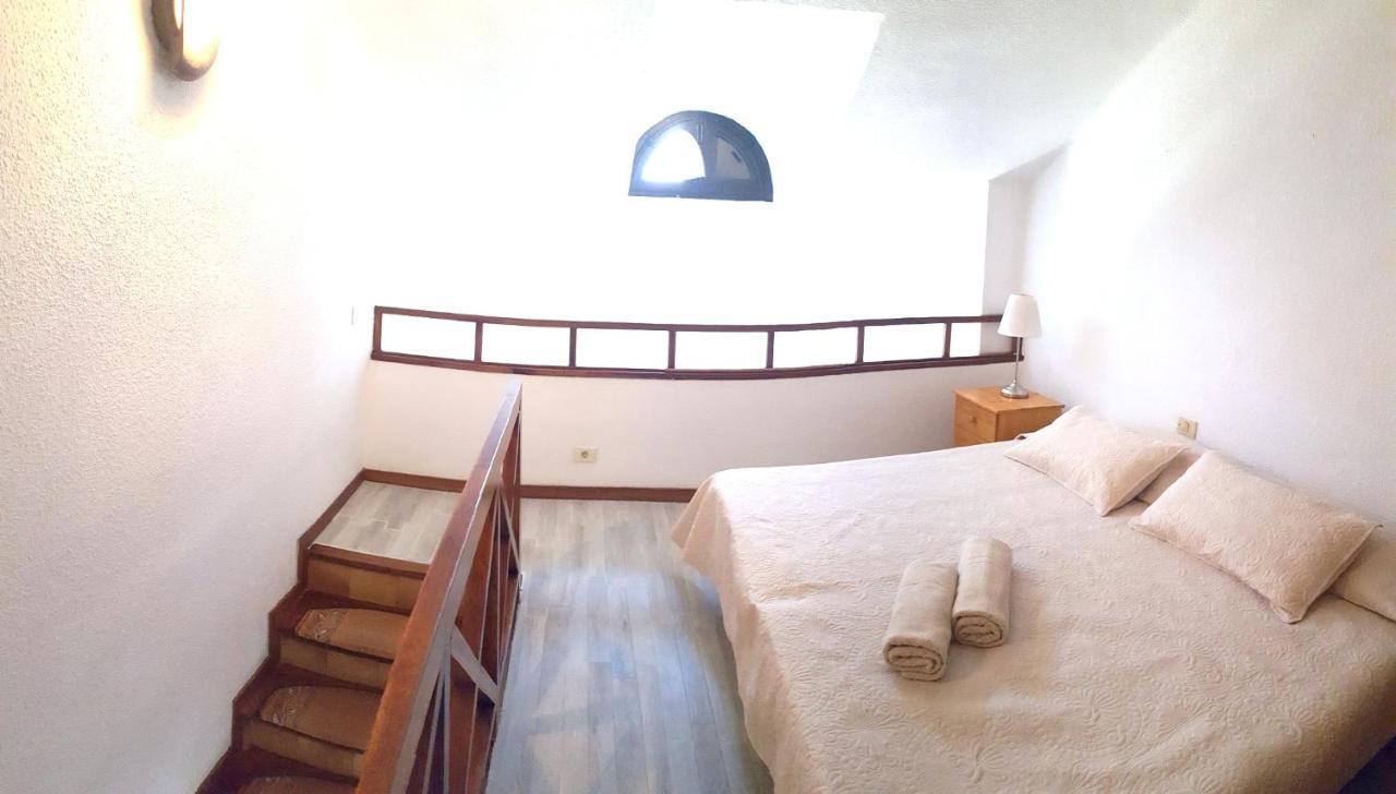Apartamento Beautiful Duplex With Heated Pool Playa de las Américas Exterior foto